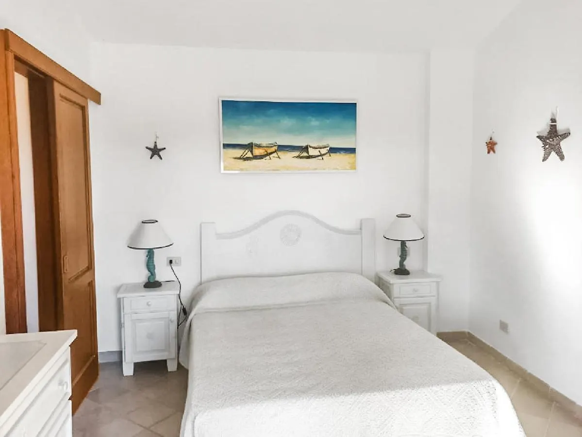 Villetta 4 Stanze Da Letto, 7 Posti, Vista Mare San Teodoro  0*, San Teodoro (Sardinia)